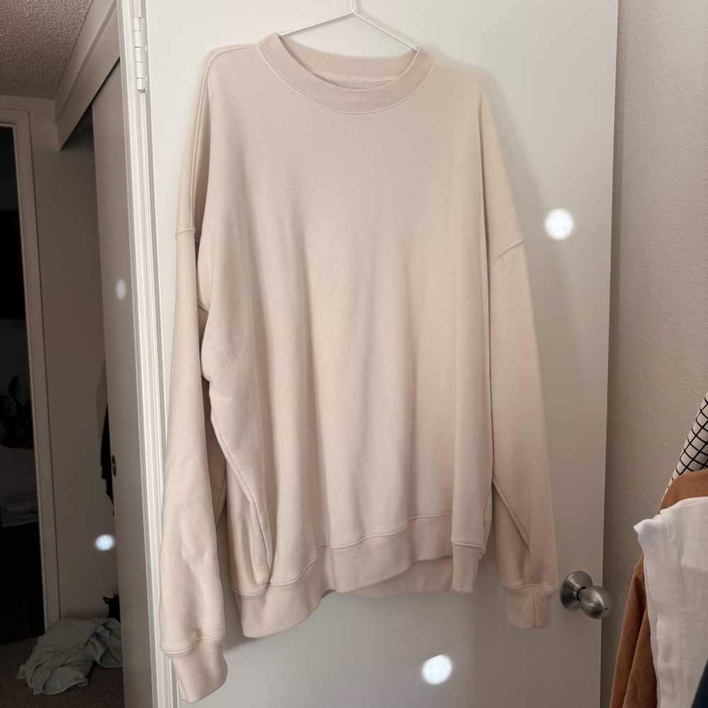 Abercrombie & Fitch Cream Crewneck Sweatshirt